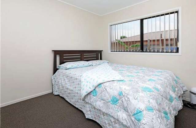 1/2 Senecio Place Manurewa_4