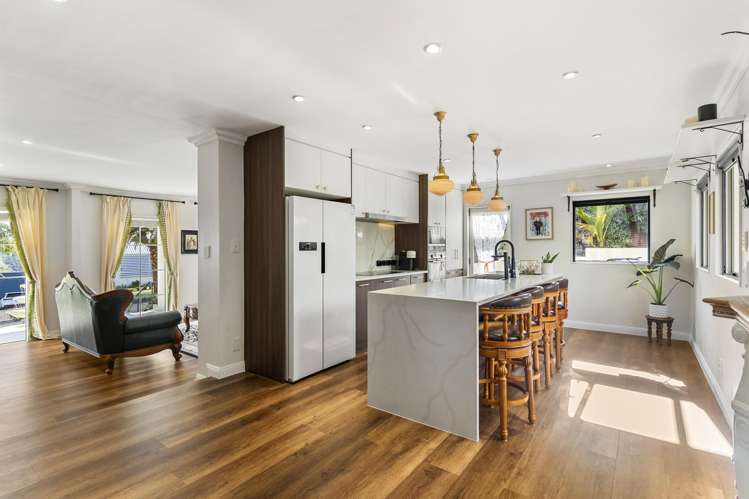 6 Rangi Avenue Schnapper Rock_4