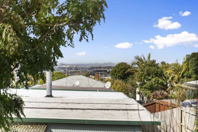 5/11 Ngatiawa Street One Tree Hill_16