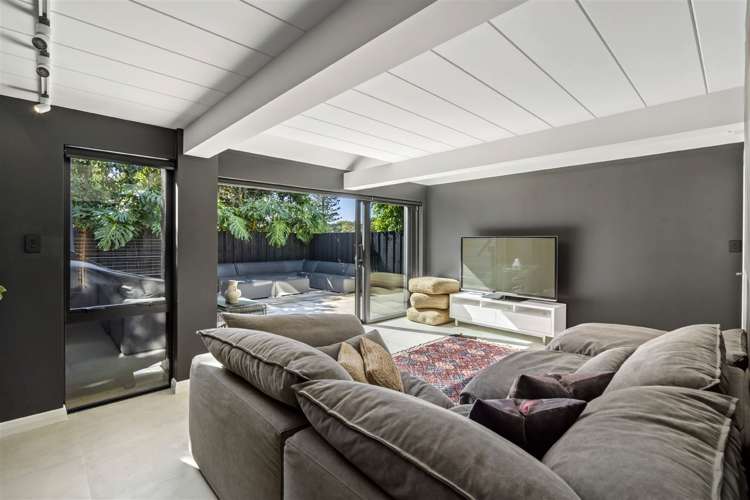 16 Asbury Crescent Campbells Bay_10