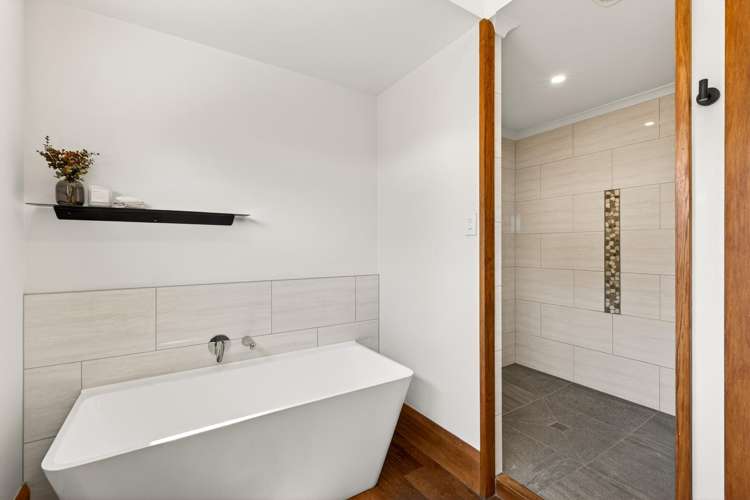 1002 Fitzroy Avenue Mahora_12