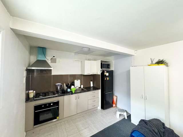 1/51 Albrecht Avenue Mount Roskill_1