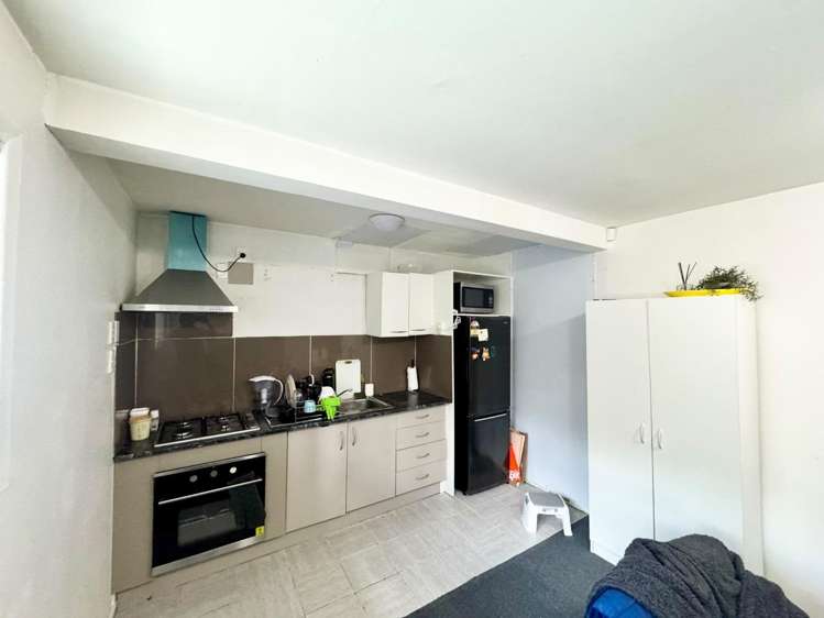 1/51 Albrecht Avenue Mount Roskill_1