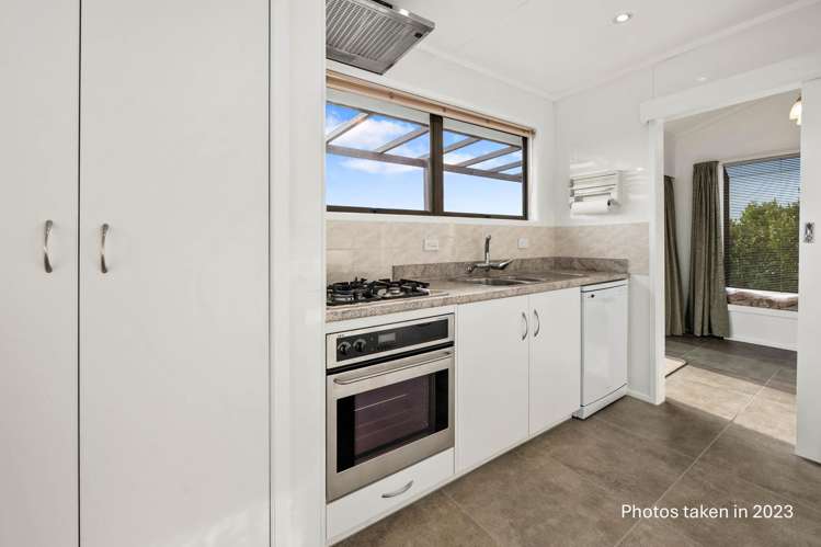 2 Thackeray Place Owhata_12