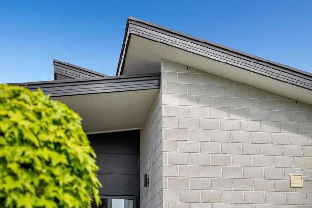 20 Corsair Crescent Burleigh_2