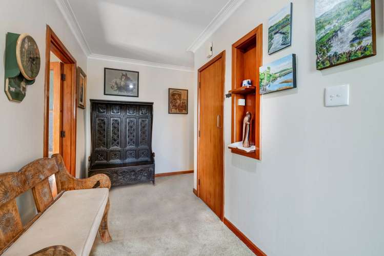 9 Porter Crescent Helensville_1