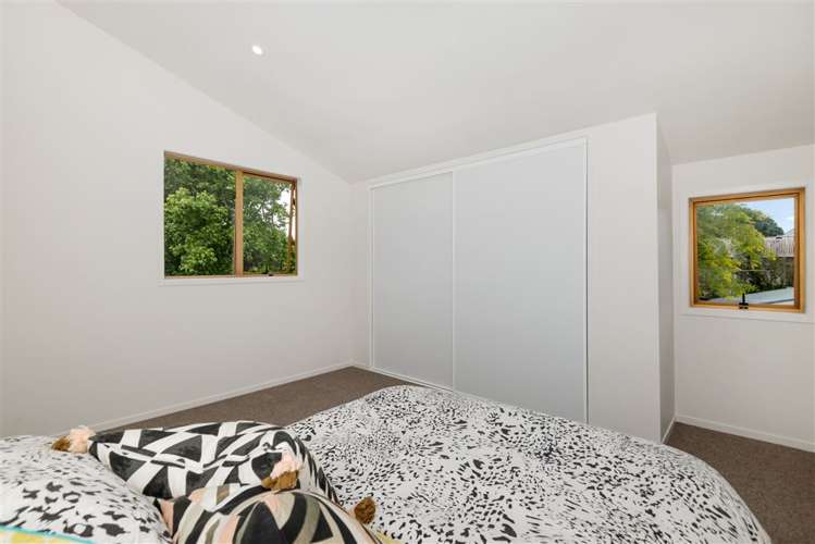 2/5 Eversleigh Road Belmont_9