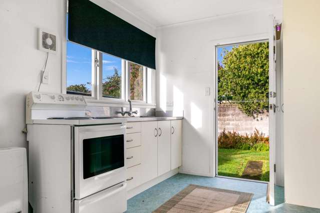 12a Seddon Street Glenholme_2