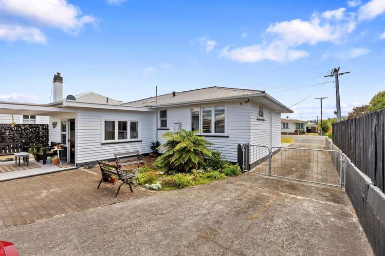 4 George Street Paeroa_7