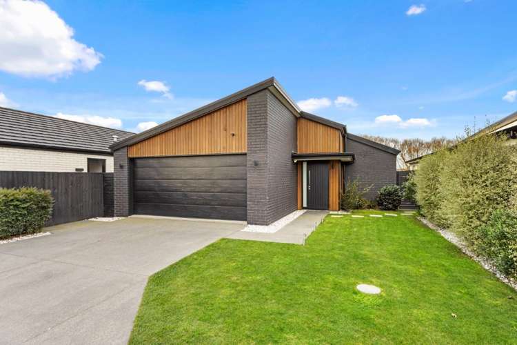 27 Edwin Ebbett Place Wigram_11