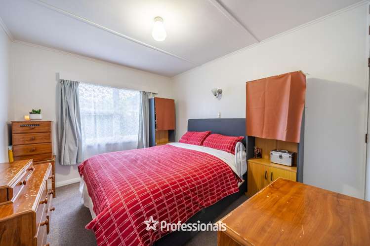 15/1079 High Street Taita_14