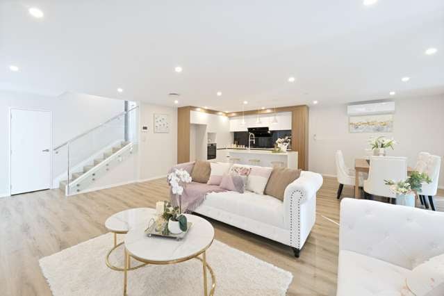 55A Chorley Avenue Massey_4