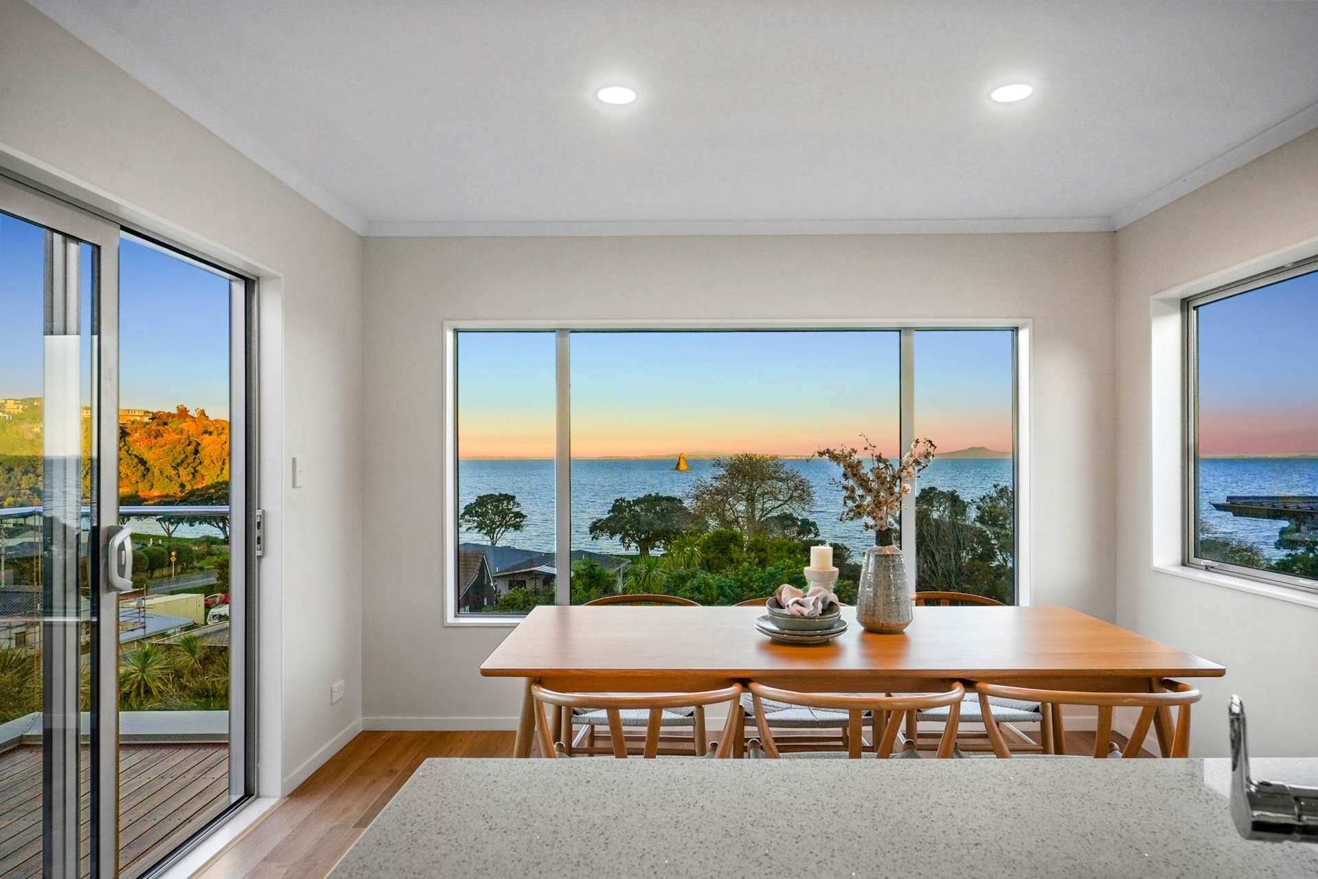 1053b Whangaparaoa Road Tindalls Beach_0