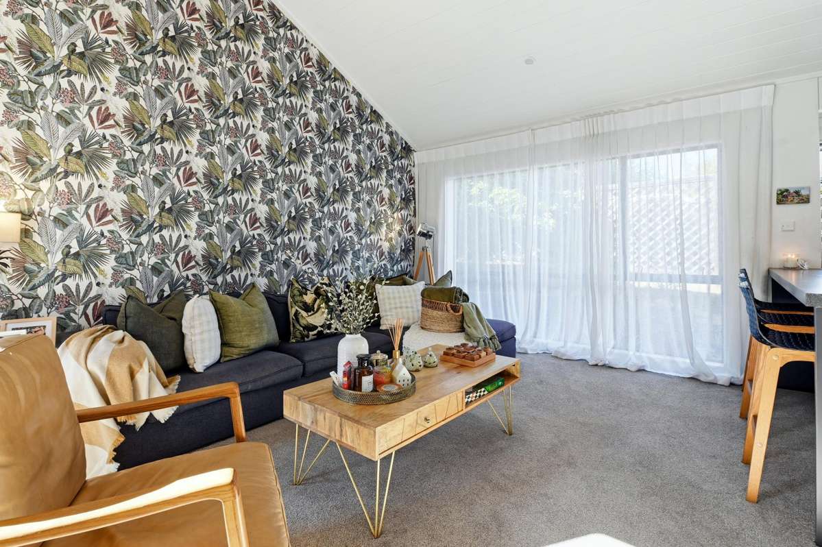 78 Iles Road_3