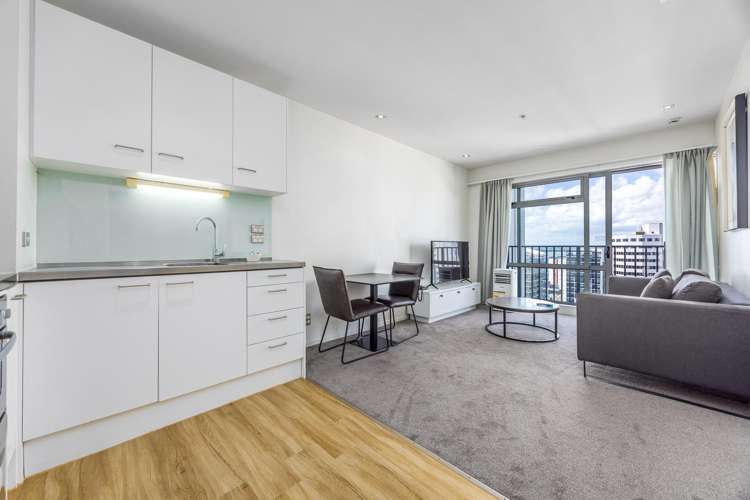 18i/16 Gore Street_5