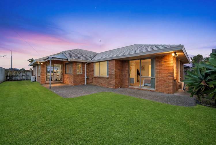 19 Norm Pellow Drive Manurewa_9