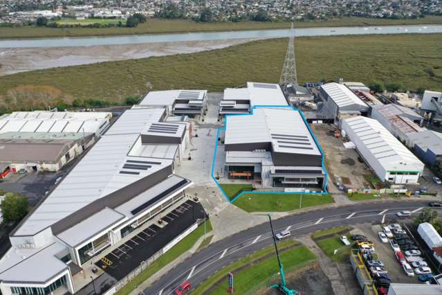 Modern 2,446m&sup2; Industrial on Patiki Road