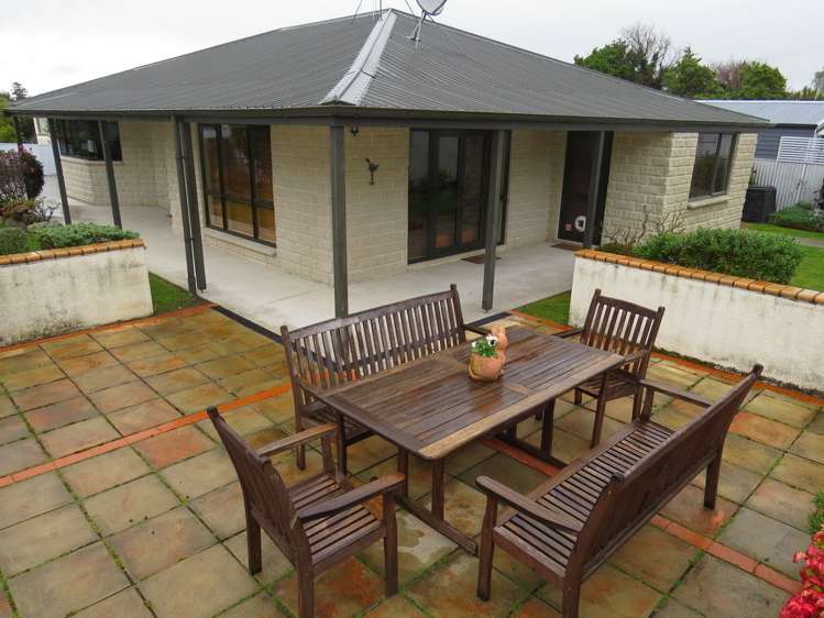 28b Cedar Crescent Feilding_1