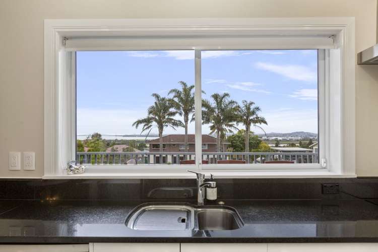 229 Te Atatu Road Te Atatu South_7