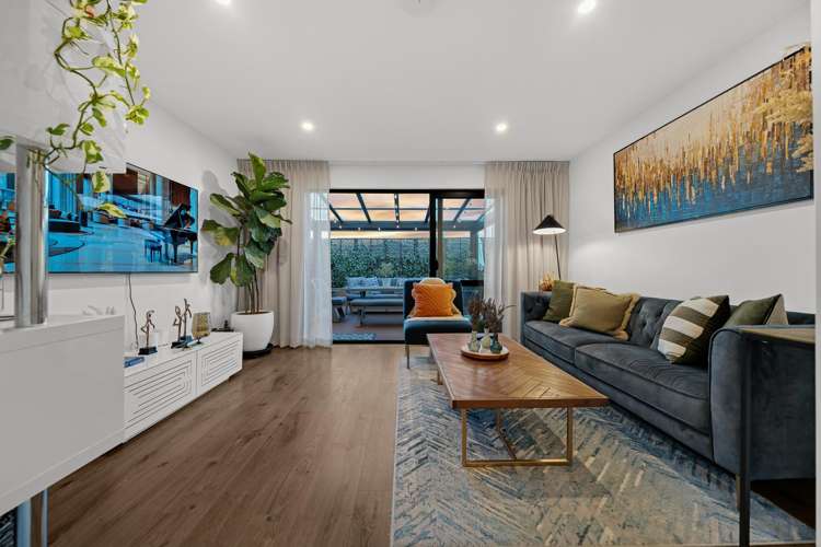 29 Kahui Parade Karaka_11