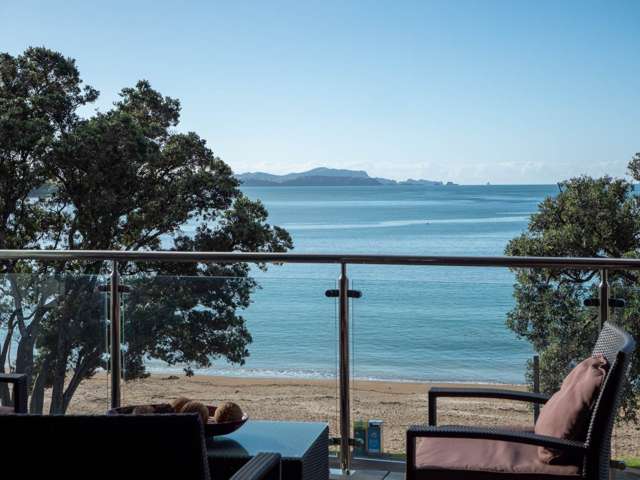 A Statement In Waterfront Living