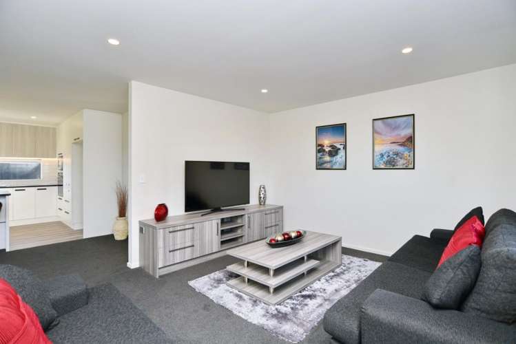 36 Plover Avenue_4