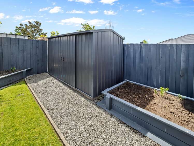 4 Goldrich Grove Netherby_19