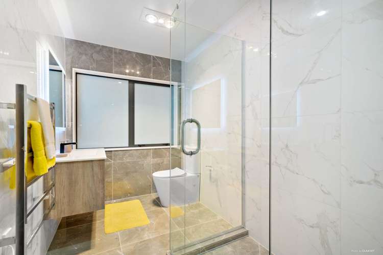 30 Matahae Drive Flat Bush_15