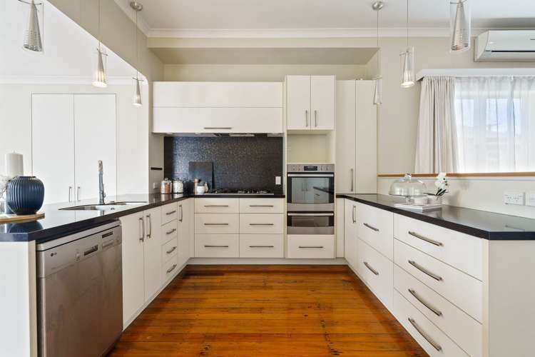 3 Bernard Street Avenues_10