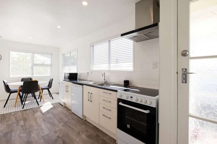 7 Exeter Street Glenview_8