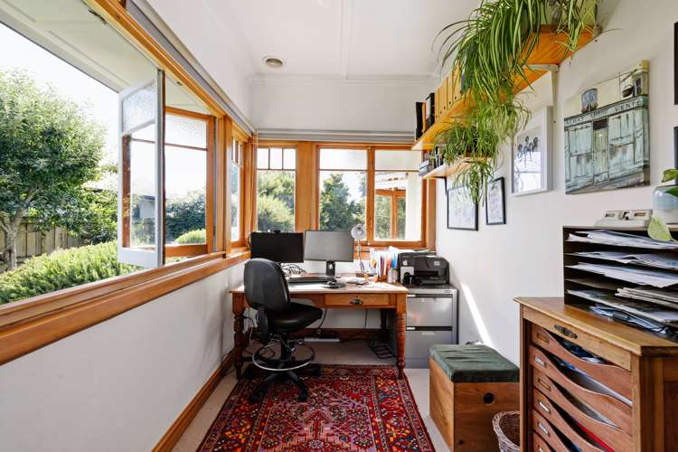 2 Murray Street Leamington_16