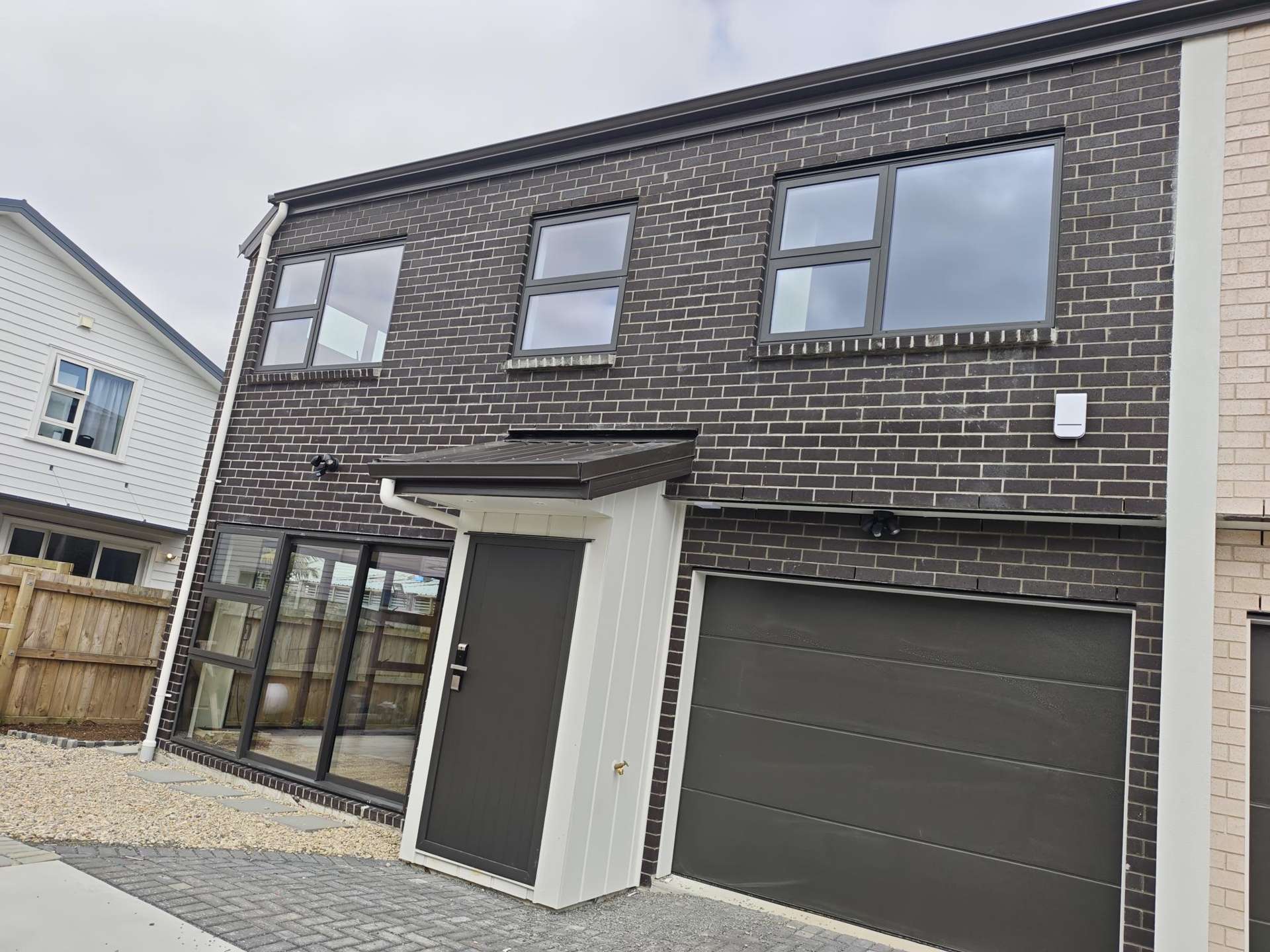 52D Tiraumea Drive Pakuranga_0