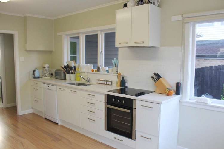 7 Kenmure Avenue Forrest Hill_9