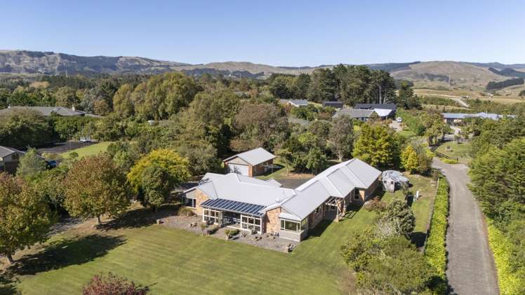 98 Polson Hill Drive Aokautere_0