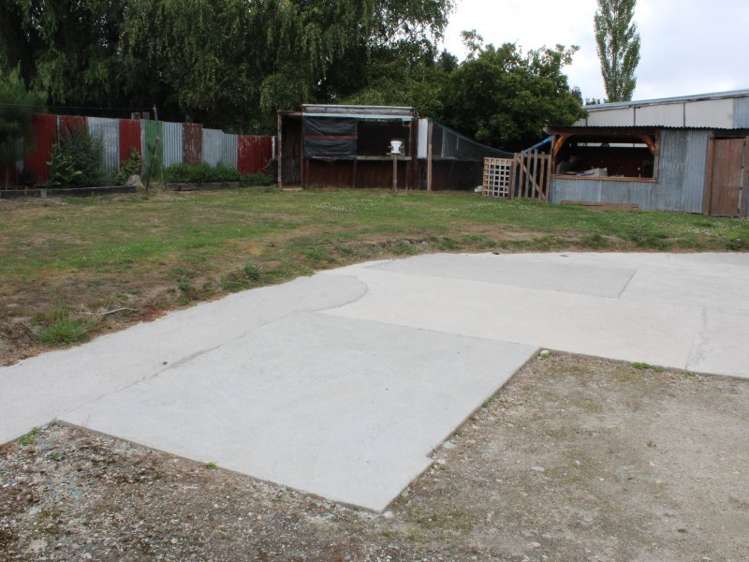 32 Irvine Street Lawrence_12