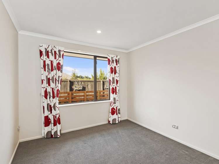 9 Curnow Way Rolleston_11