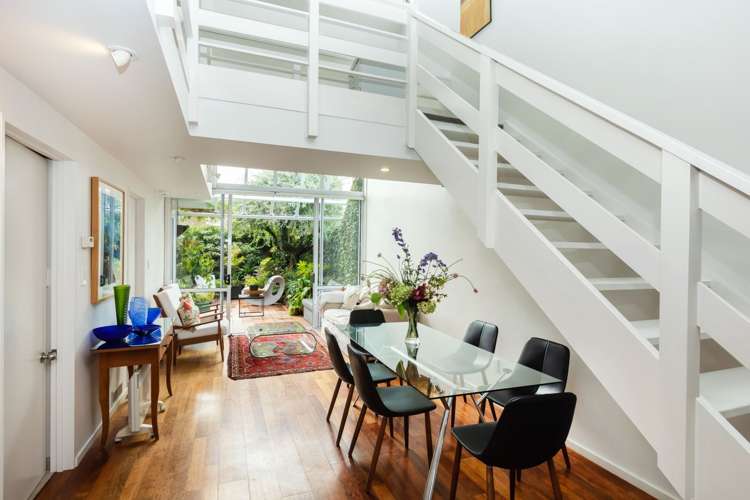 74 Office Road Merivale_18