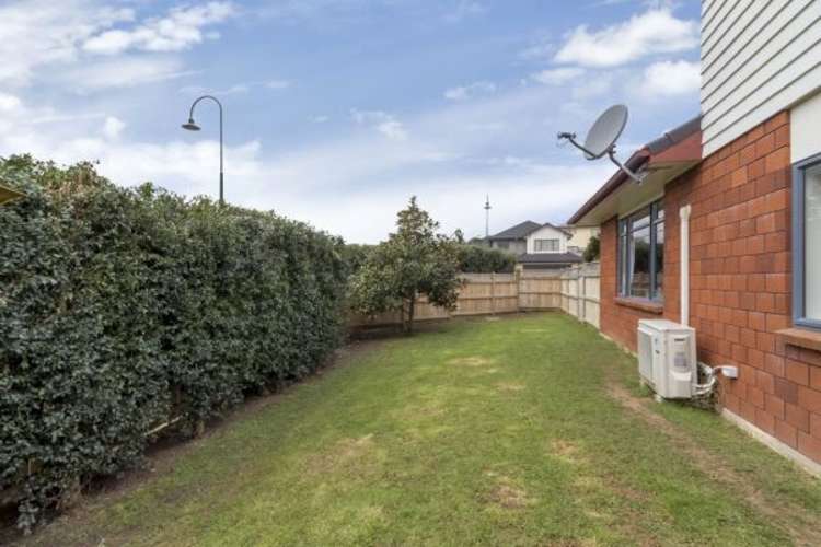 127 Middlefield Drive Flat Bush_17