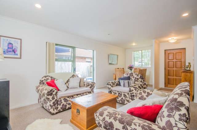 201 Keri Vista Rise Papakura_2