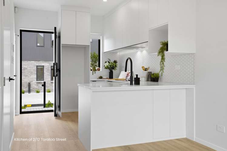 12 Taratoa Street Point England_26