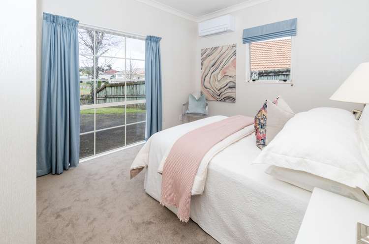 26 Jane Eyre Drive Somerville_22