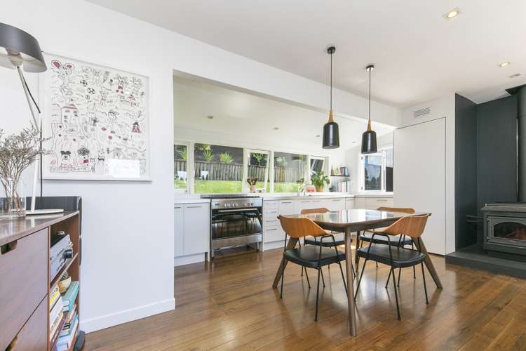 86 Takahe Road Titirangi_7