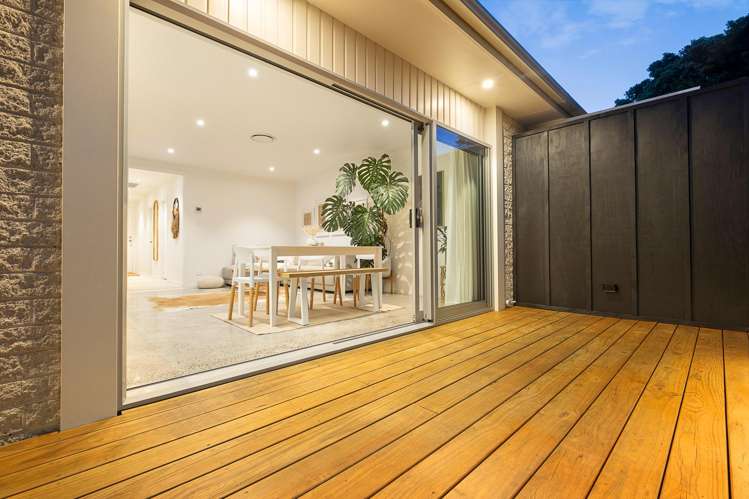 2/19 Burnham Street Seatoun_13