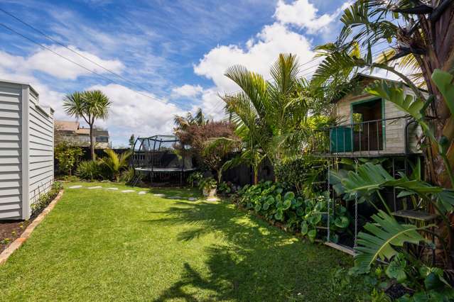 9 Seaview Terrace Mount Albert_1