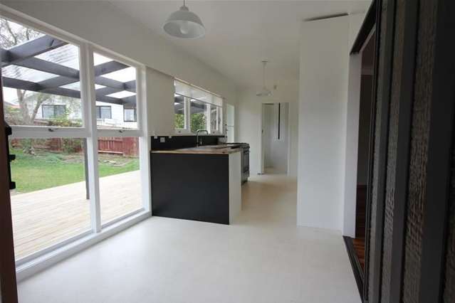 5 Marie Crescent Te Atatu South_4