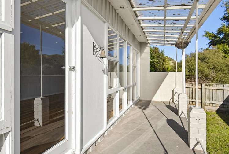 1 Matuhi Street Waikanae_31