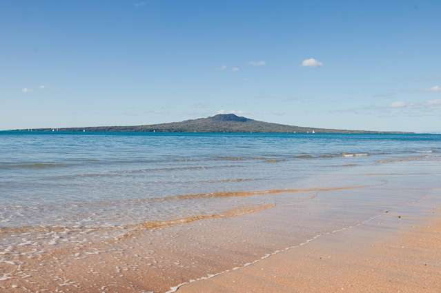 8 St Leonards Road, Hauraki Takapuna_4