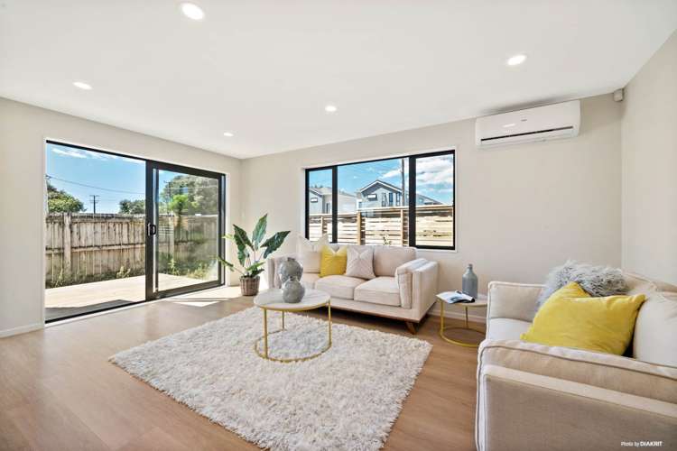 1 /57 Matipo Road Te Atatu Peninsula Waitakere City Houses for