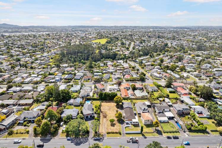 98 Hepburn Road Glendene_12