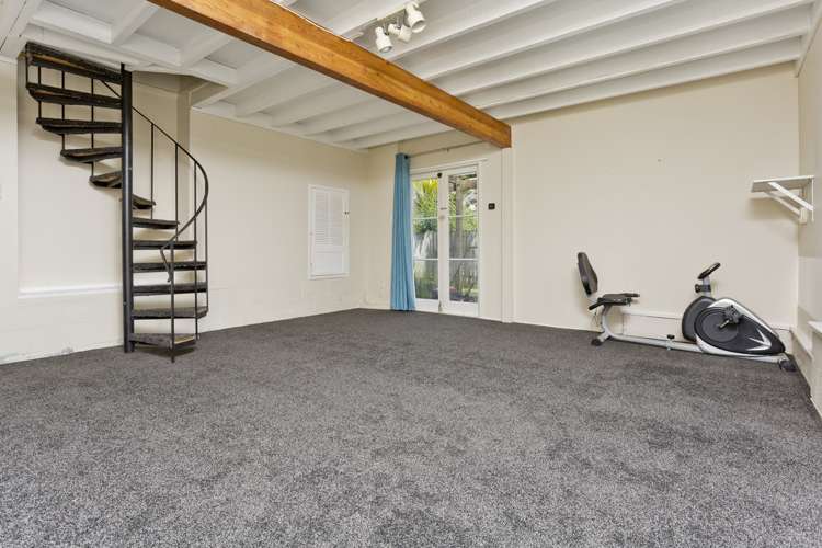 63 Stott Avenue Birkdale_8